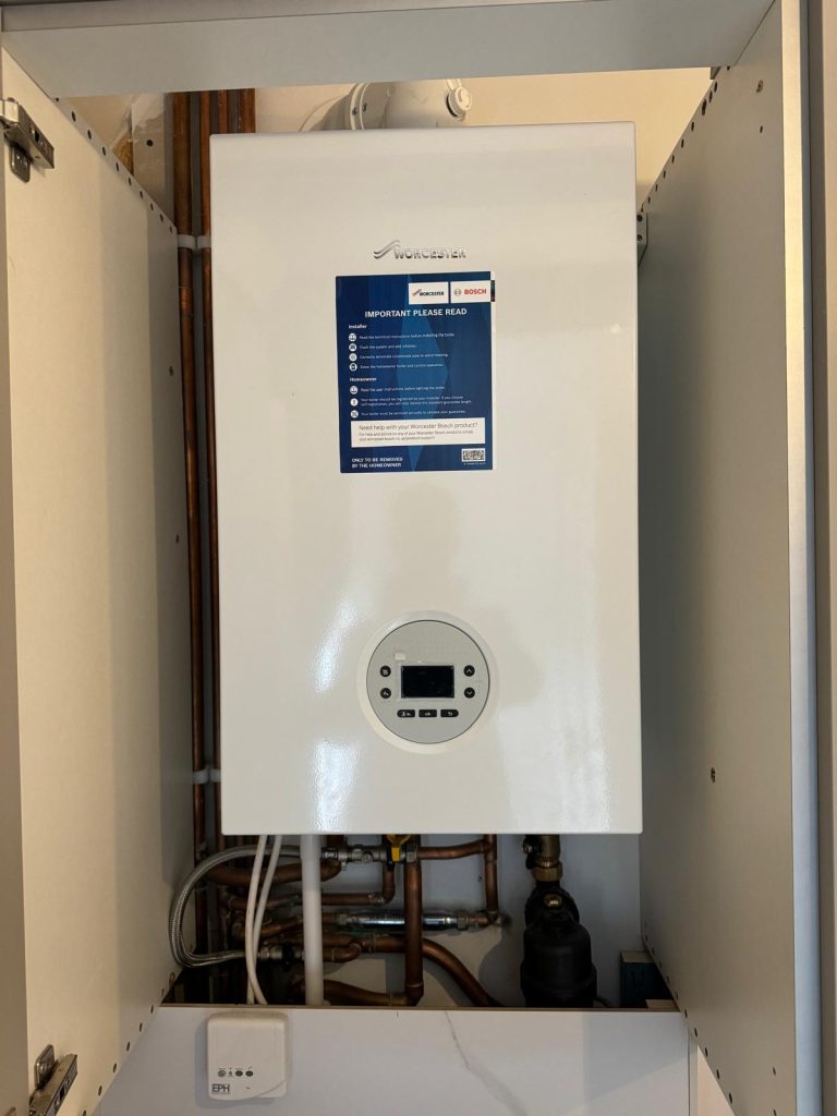 Heat Pump vs Gas Boiler 2025